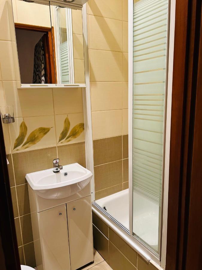 Kr Apartamenty Краків Екстер'єр фото
